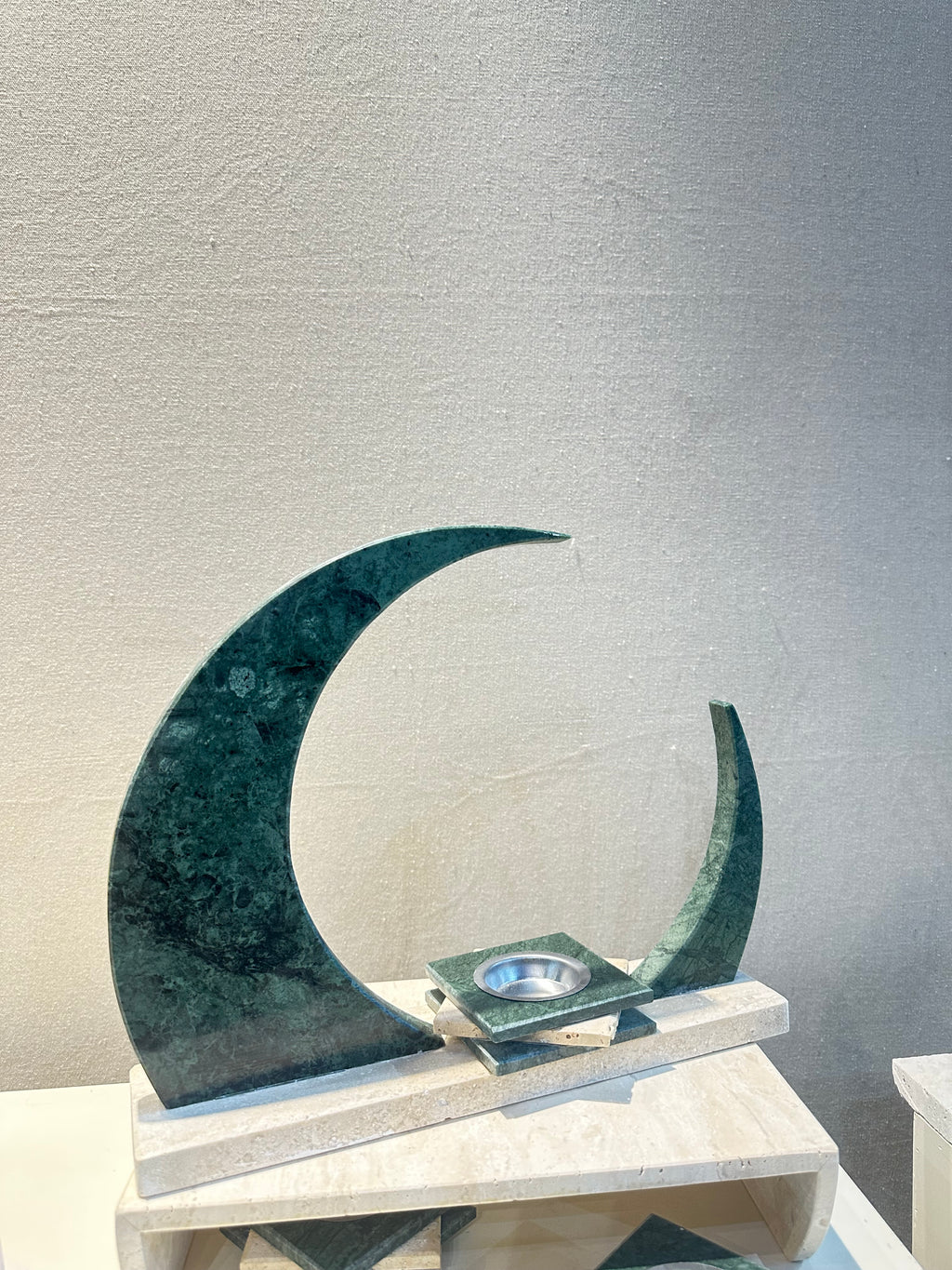 Hilal mubkhar