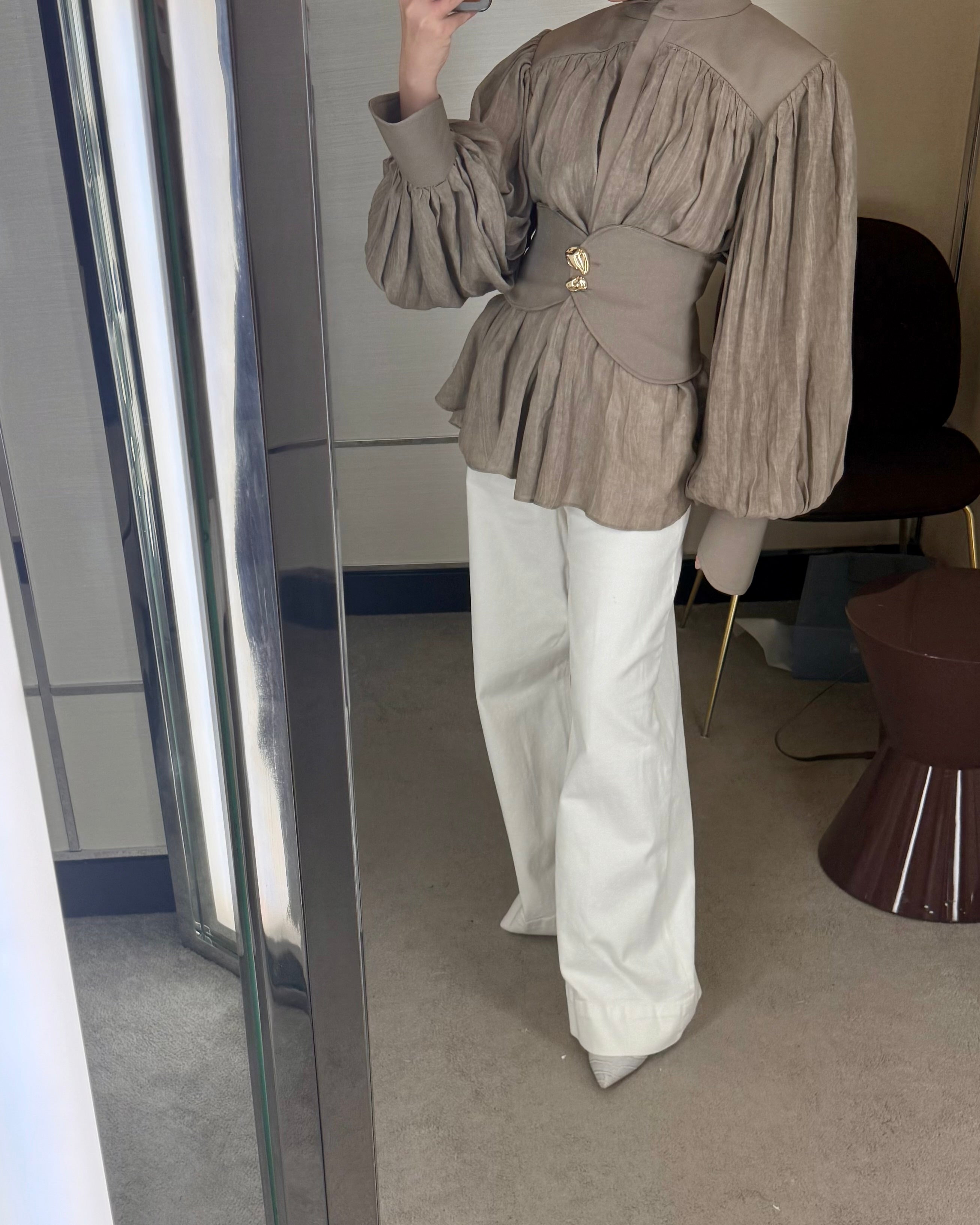 Puff sleeves shirt