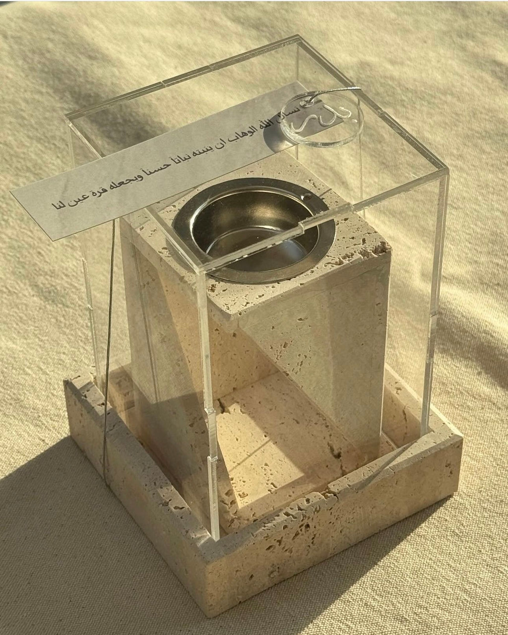 Marble diffuser with marble base